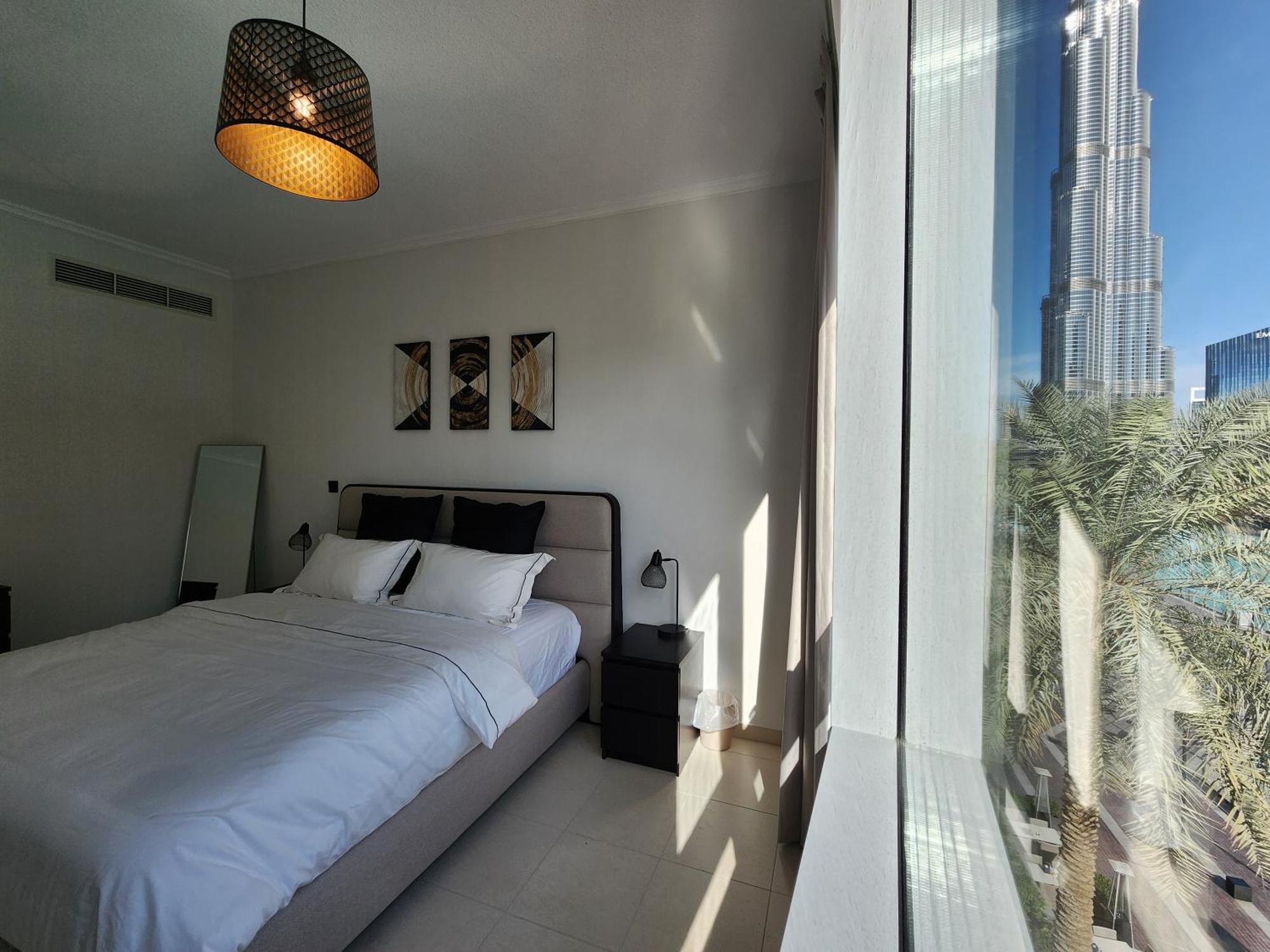 Апартаменти Downtown Oasis, Burj Khalifa Views, Luxury Amenities Дубай Екстер'єр фото
