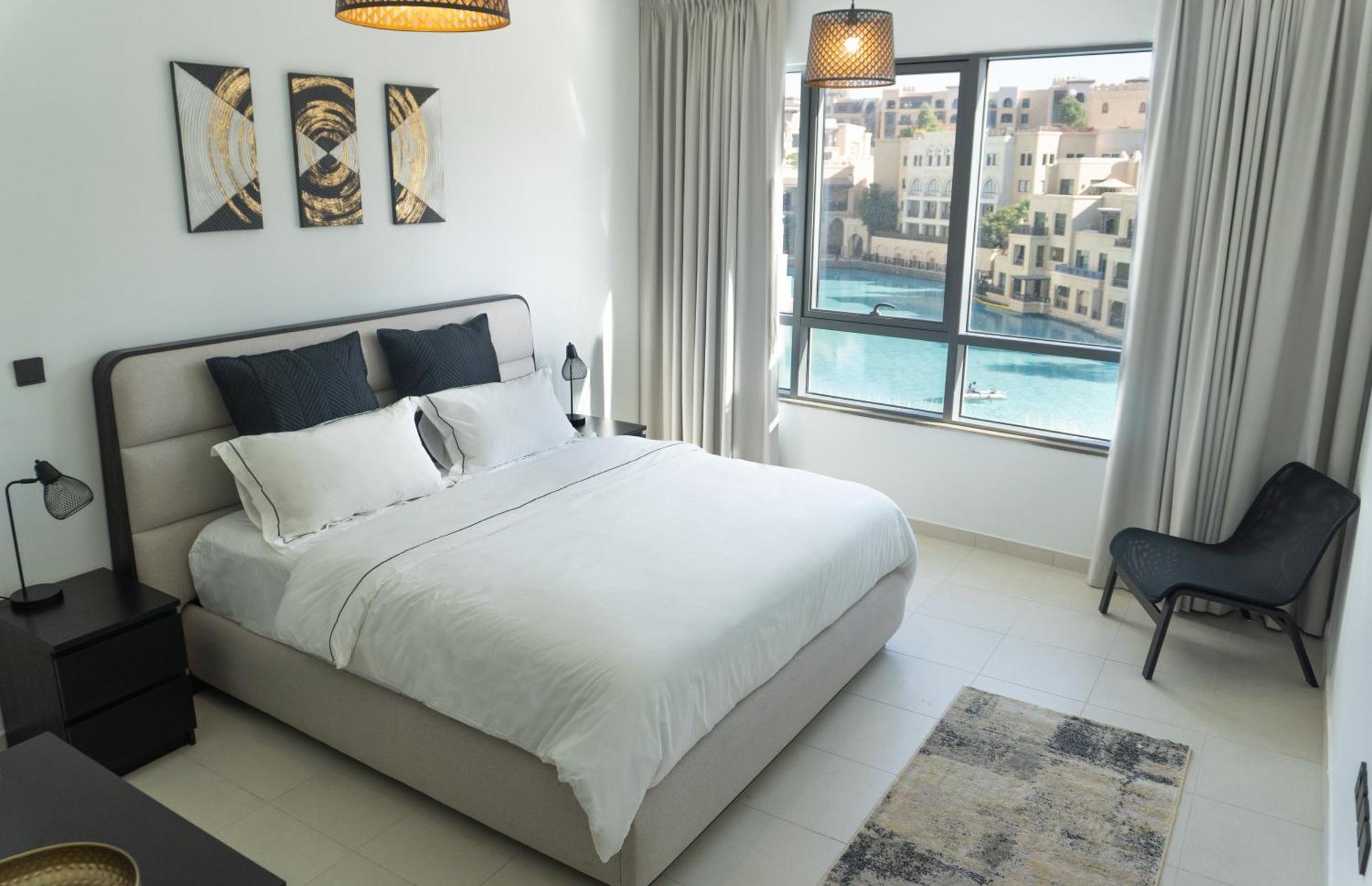 Апартаменти Downtown Oasis, Burj Khalifa Views, Luxury Amenities Дубай Екстер'єр фото